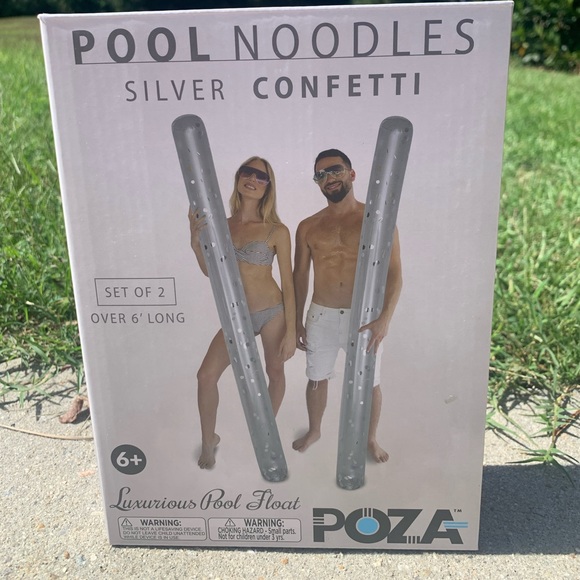 Two pack Pool noodles - Picture 3 of 4